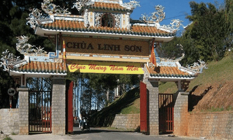 Khám Phá ngôi chùa cổ kính, linh thiêng ở Đà Lạt