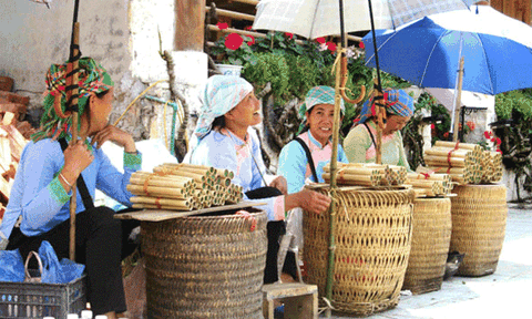 Lãng đãng chợ phiên mùa thu Tây Bắc