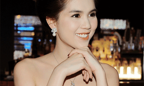  Ngọc Trinh vai trần dự sự kiện ở Mỹ