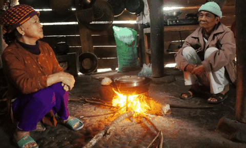 Văn hoá dân gian của người Nguồn