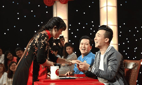 Cô gái “hạ gục” Trấn Thành, Trường Giang dành 100 triệu
