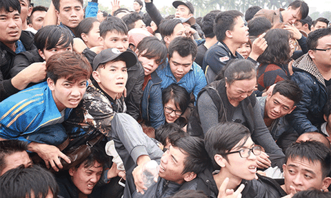 Méo mặt, bở hơi tai mua vé trận đấu Việt Nam - Indonesia