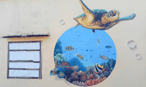 Đổi thay làng biển nhờ bích họa
