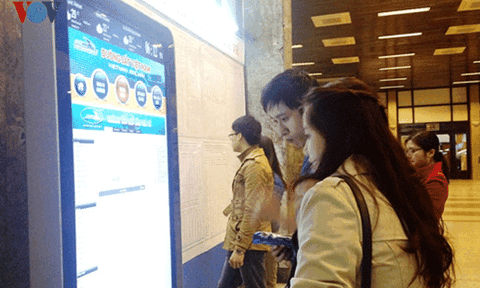 Nhiều hành khách mua phải vé tàu Tết giả