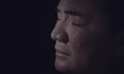 Chấn động: Đàm Vĩnh Hưng nhói lòng tiết lộ đã gồng mình trả nợ hơn 20 tỷ cho mẹ trong suốt 10 năm nay