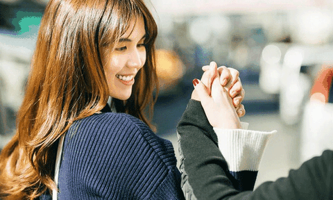 Chuyện tình cặp đôi đũa lệch về tuổi  tác, Ngọc Trinh - Tỷ phú 72 tuổi