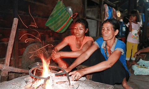 Nỗi buồn sau tục “bắt chồng”