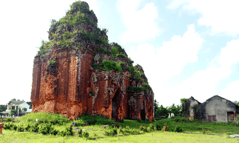 Tháp  Chăm Khương Mỹ bị lãng quên