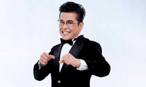 Chia sẻ đầy ẩn ý của MC Thanh Bạch sau khi bị vợ cũ 'vạch tội'?