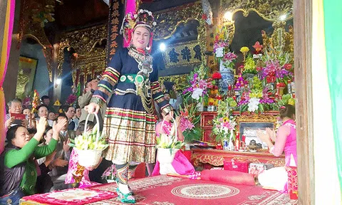 “Bảo tàng sống” lưu giữ bản sắc văn hóa