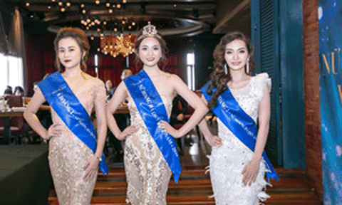 Nữ hoàng đá quý Nguyễn Thị Oanh nói về “nhan sắc và đại gia”