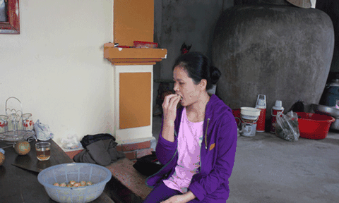 Lạ thay người phụ nữ suốt 15 năm ăn quả chua thay cơm