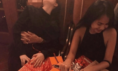 Ngọc Trinh và Tỷ phú Hoàng Kiều không ngần ngại khi để lộ ảnh nóng