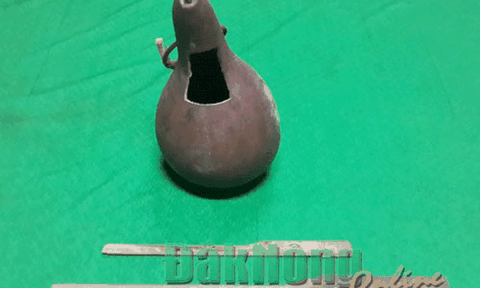 Lễ cắt dây rốn ở trẻ em của người M’nông