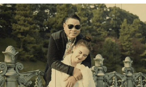  Tỷ phú Hoàng Kiều làm thơ tặng Ngọc Trinh