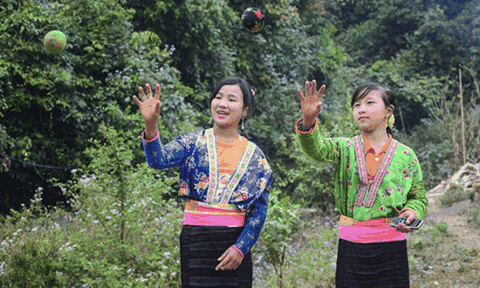 Người Mông nơi rẻo cao tỉnh Điện Biên đón Tết cổ truyền của dân tộc 