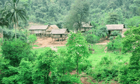 Độc đáo tục chia nước của người Mày