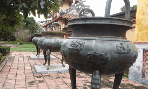 Những cổ vật vô giá của triều đại phong kiến cuối cùng của Việt Nam