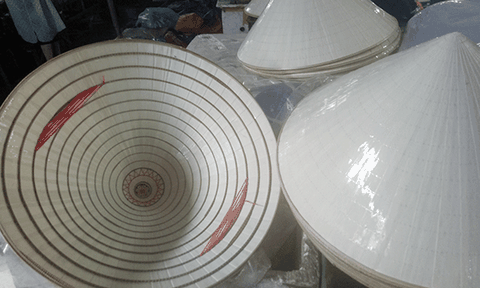 Dịu dàng nón lá Quy Hậu