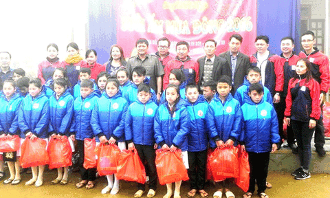 Mang hơi ấm lên biên giới Tây Sơn