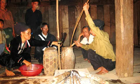 Tết cổ truyền của người Khơ Mú, Điện Biên