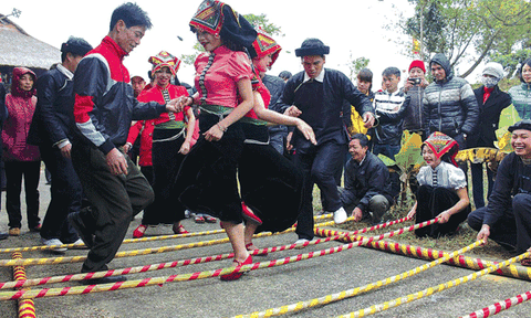 “Làng” – Mùa xuân và Lễ hội