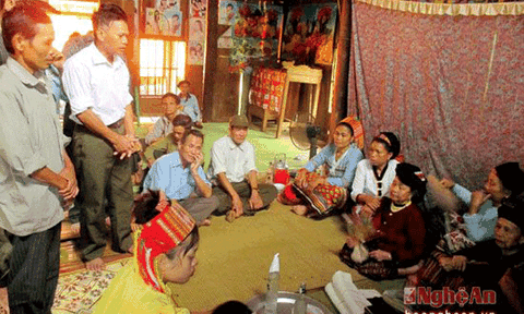 Cái đuôi lợn trong đám cưới người Thái