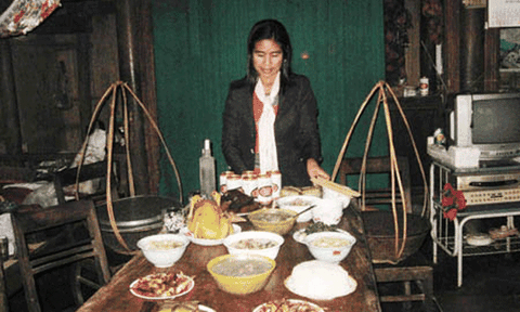 Kỳ lạ tục “giỗ sống” cha mẹ của người nguồn