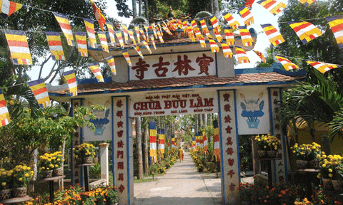 Chùa cổ Bửu Lâm - Điểm tham quan du lịch văn hóa tâm linh