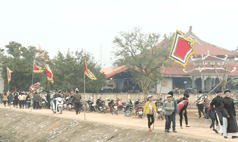 Lễ hội đình làng Quảng Phong