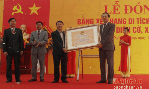 Đền Diên Cờ đón nhận Bằng Di tích lịch sử cấp Quốc gia