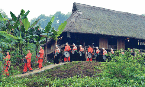 “Báu vật nhân văn sống” của chiêng Mường