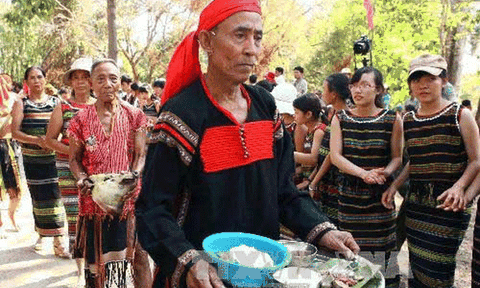 Cúng làng - nét văn hóa truyền thống độc đáo ở Tây Nguyên