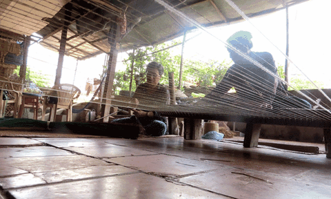 Nữ nghệ nhân duy nhất còn “giữ lửa” cho nghề làm chiếu cỗ Định An