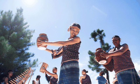 Phát huy di sản văn hóa dân tộc