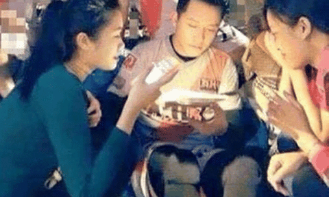 Tuấn Hưng bức xúc về bức ảnh bị cho là đang dùng chất kích thích