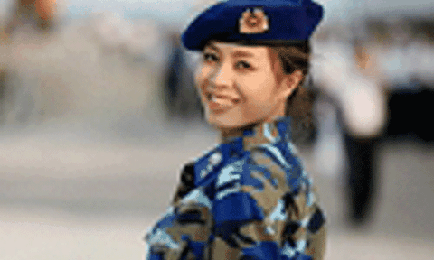 MC Hoàng Linh: 'Đàn bà cứ việc yêu hết mình, chỉ xin đừng hy sinh' 