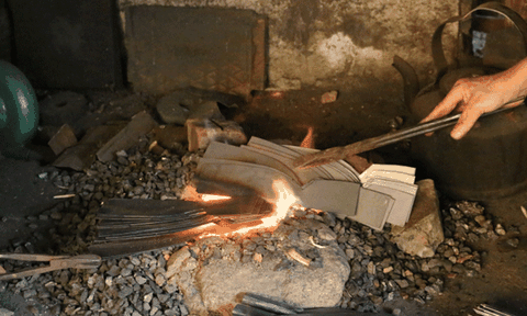 Làng rèn Đa Sỹ vẫn bền bỉ đỏ lửa suốt trăm năm