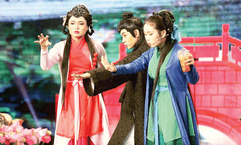 Các nhóm kịch trẻ bôn ba, vất vả hành nghề 