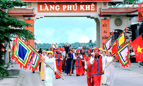 Rộn ràng hội làng Phú Khê