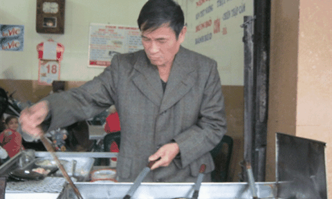 Tiệm bánh đặc biệt của gia đình có 7 người con bị tật nguyền 