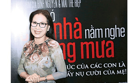 NSƯT Kim Xuân: Mãi yêu con trai như thế 