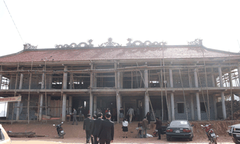 Lễ hội dâng trâu tế trời và câu chuyện đền Chín gian trên đồi Pú Pỏm