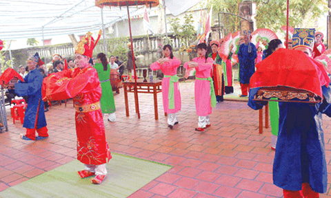 Rộn ràng lễ hội truyền thống ở Hoằng Phượng