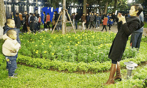 Hà Nội chính thức ban hành Quy tắc ứng xử nơi công cộng 