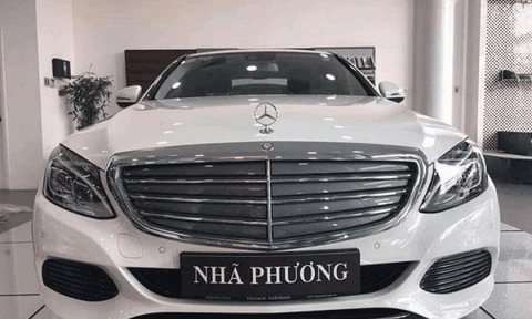 Trường Giang mở quán cơm, Nhã Phương tậu 'xế hộp' mới