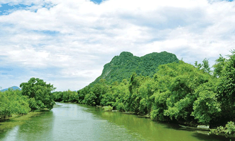 Núi Thần Đinh - hấp dẫn từ dấu tích đến giai thoại