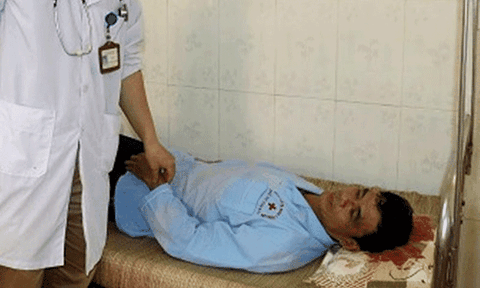 Một người tử vong nghi do ăn tiết canh