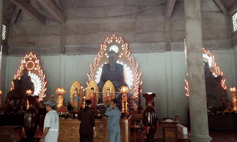 Bí ẩn bức tượng Phật biết tìm về chùa 