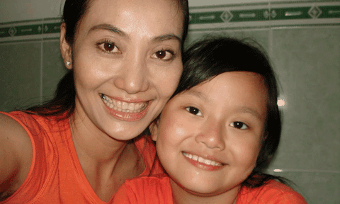 Hành trình tìm lại thính lực cho con của diễn viên Hạnh Thúy